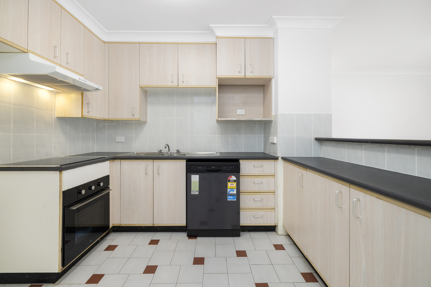 18/4 Riverpark Drive Liverpool NSW 2170 AUS