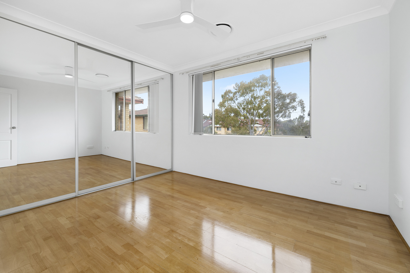 18/4 Riverpark Drive Liverpool NSW 2170 AUS