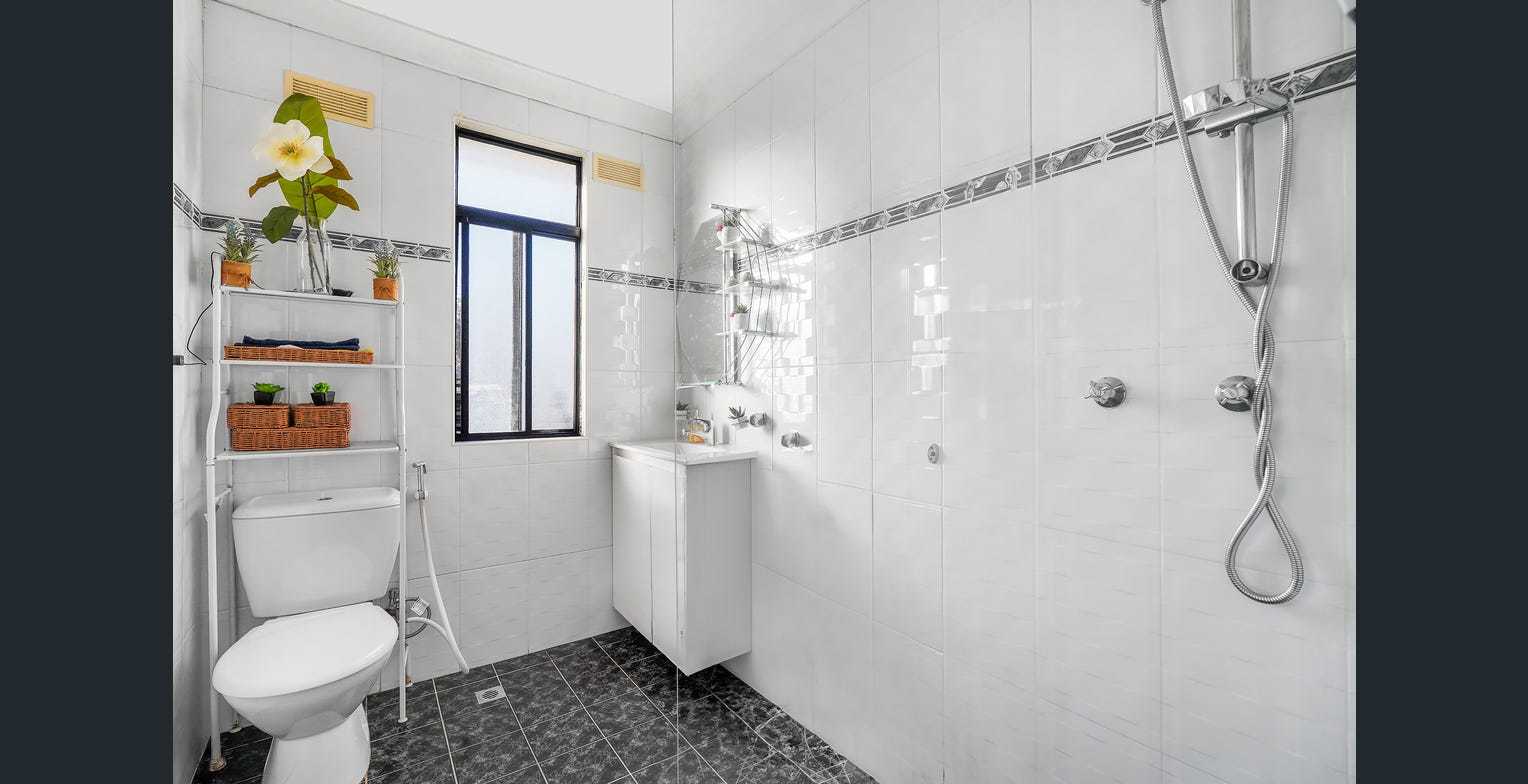 241 Hoxton Park Road Cartwright NSW 2168 AUS