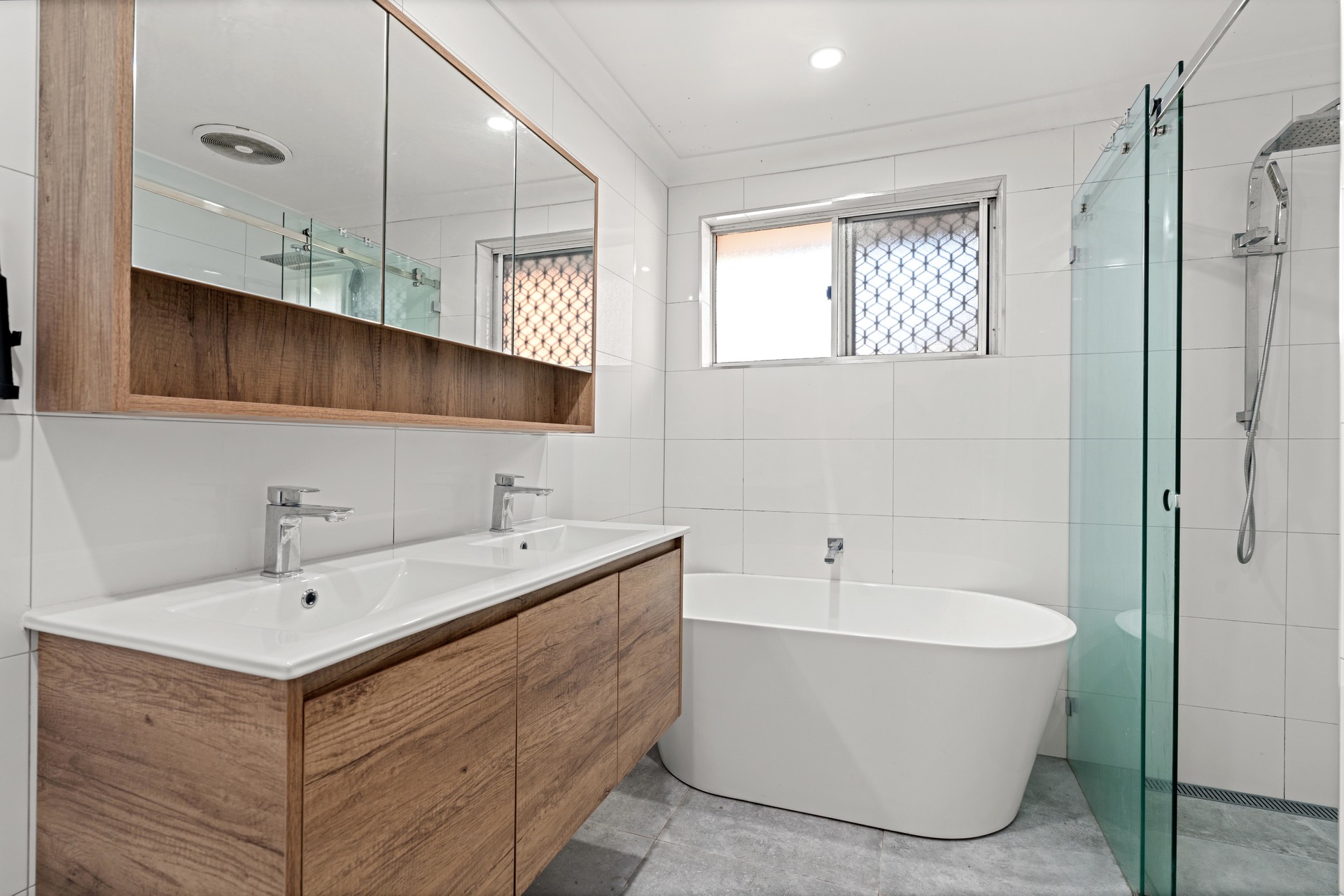 11 Oakborne Road Liverpool NSW 2170 AUS