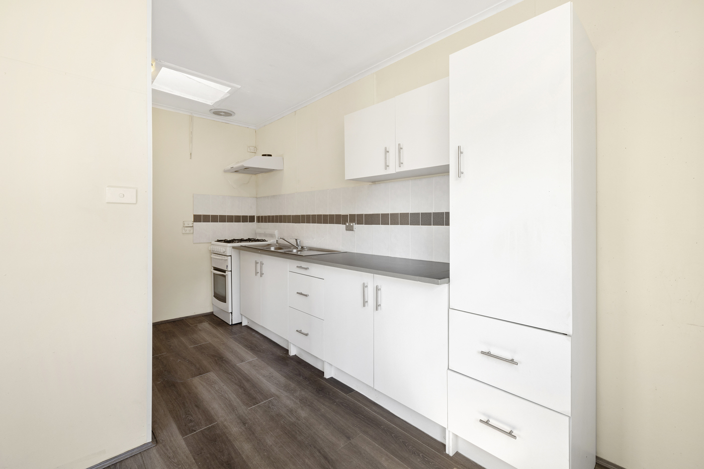 49 Parsons Street Ashcroft NSW 2168 AUS