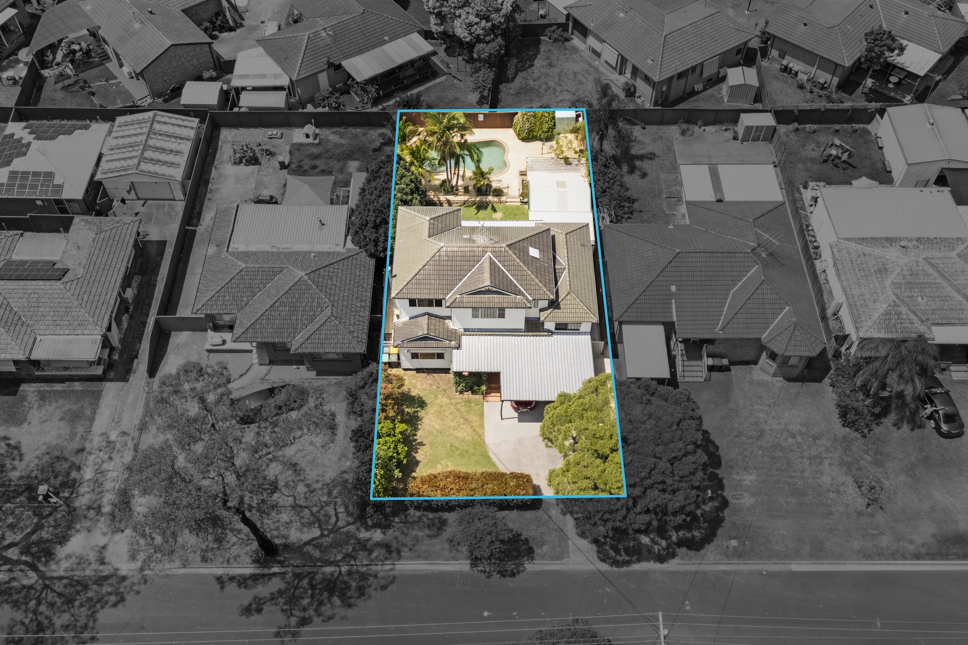 17 Hurlstone Avenue Glenfield NSW 2167 AUS