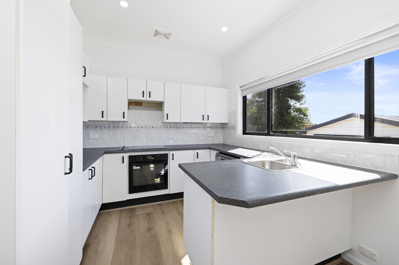 9 Scott Street Campbelltown NSW 2560 AUS