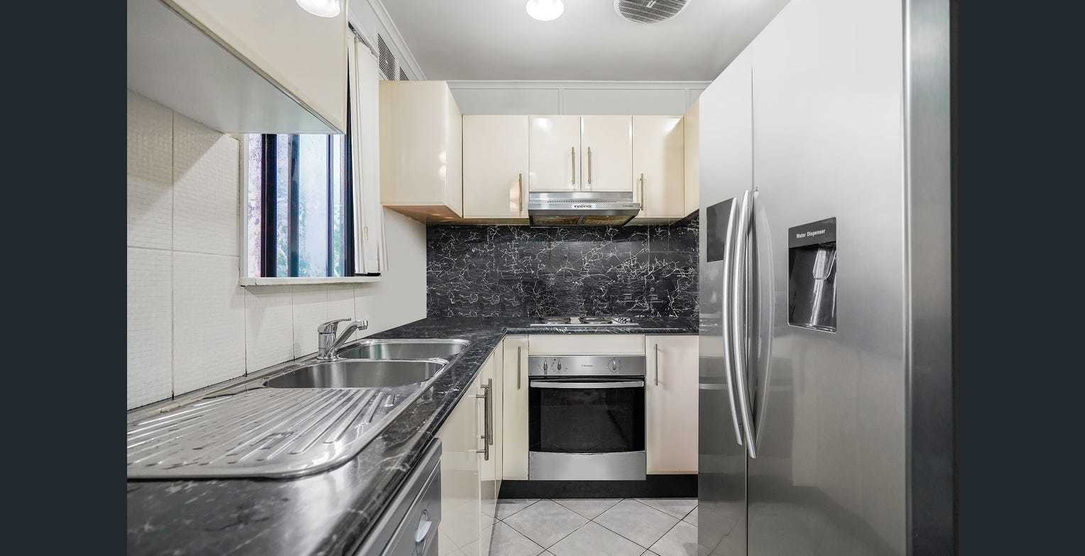 241 Hoxton Park Road Cartwright NSW 2168 AUS