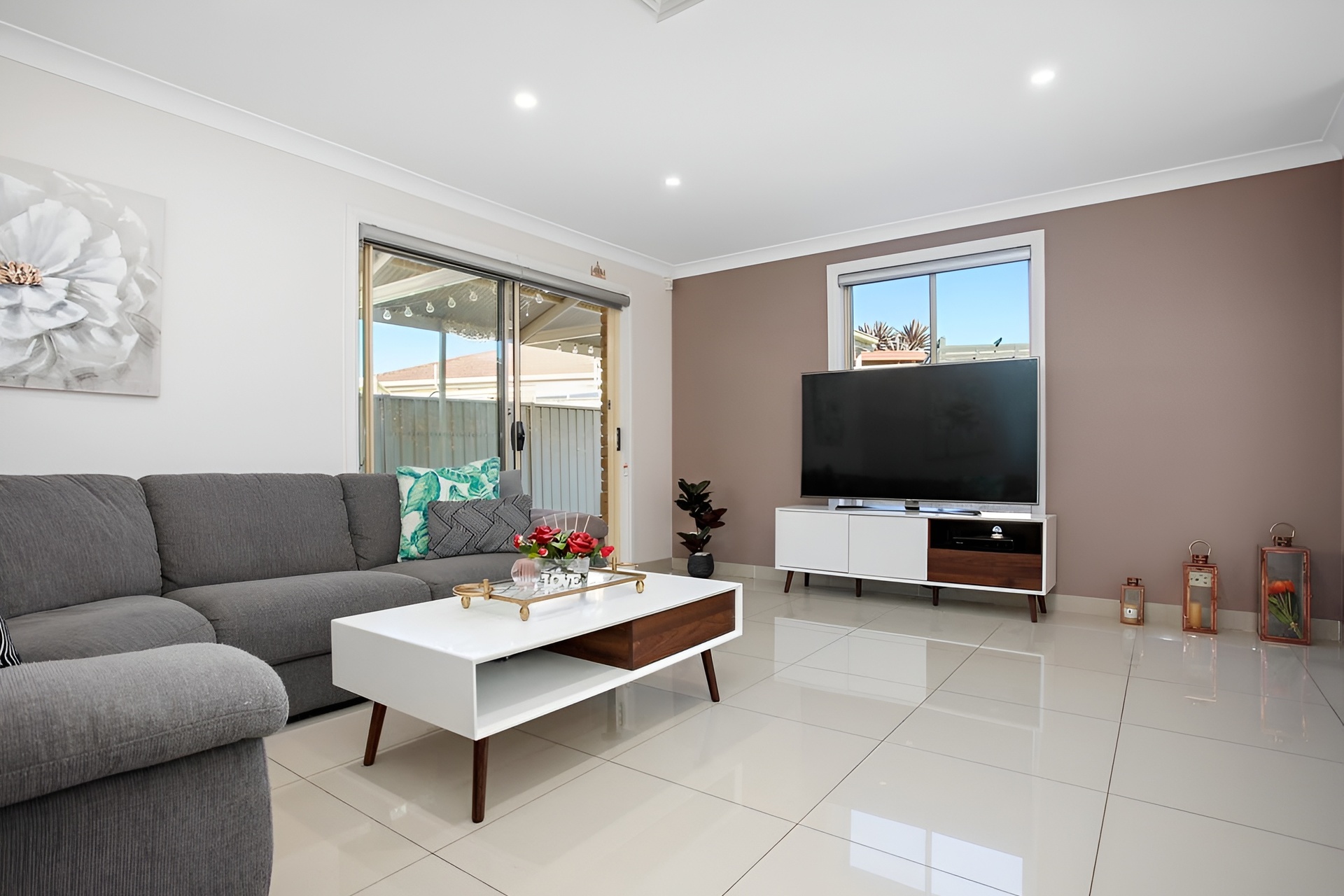 14 Kearns Place Horningsea Park NSW 2171 AUS