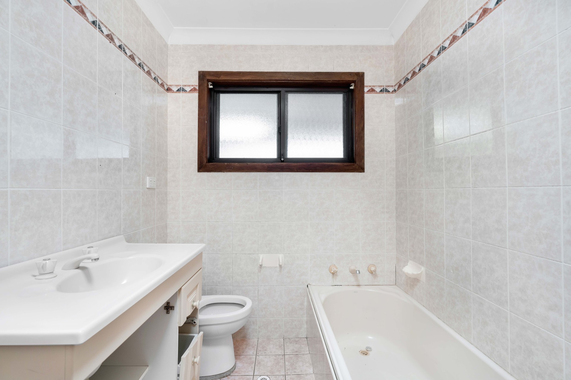 95 Boundary Road Lurnea NSW 2170 AUS