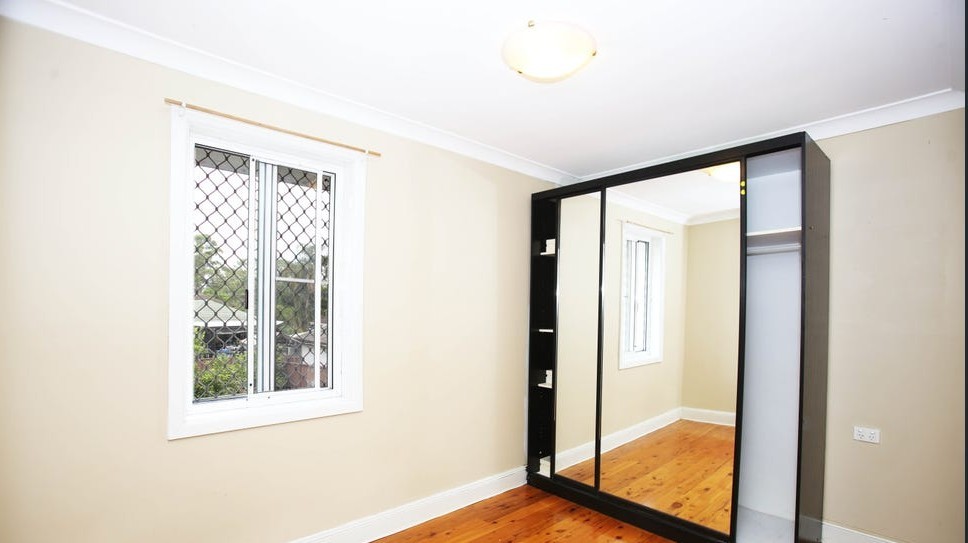 24 Byrne Street Ashcroft NSW 2168 AUS