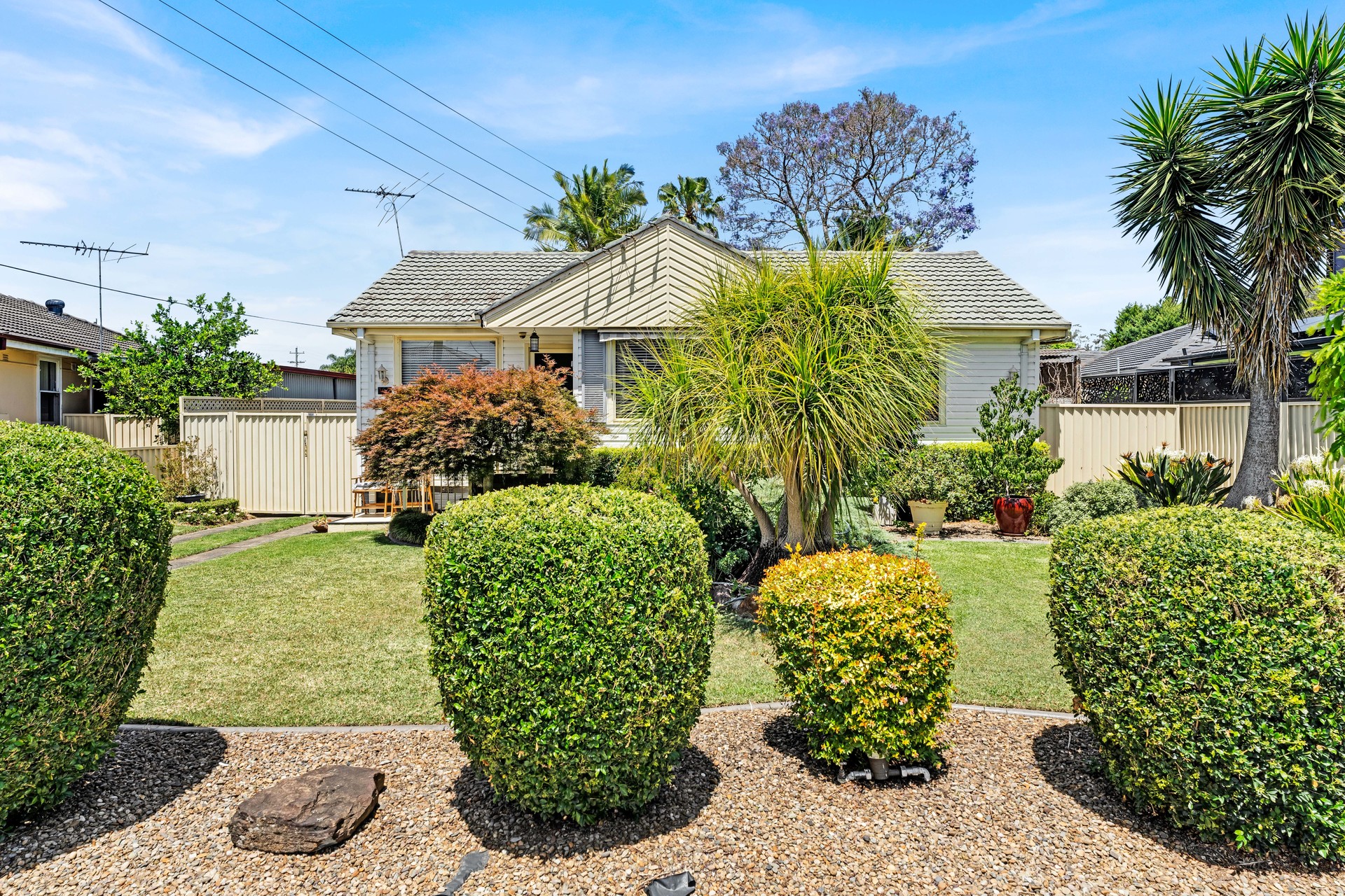 164 Graham Avenue Lurnea NSW 2170 AUS