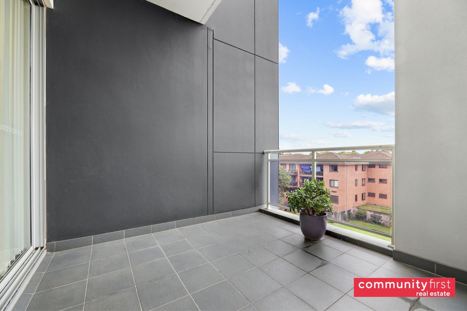 21/74 Castlereagh Street Liverpool NSW 2170 AUS