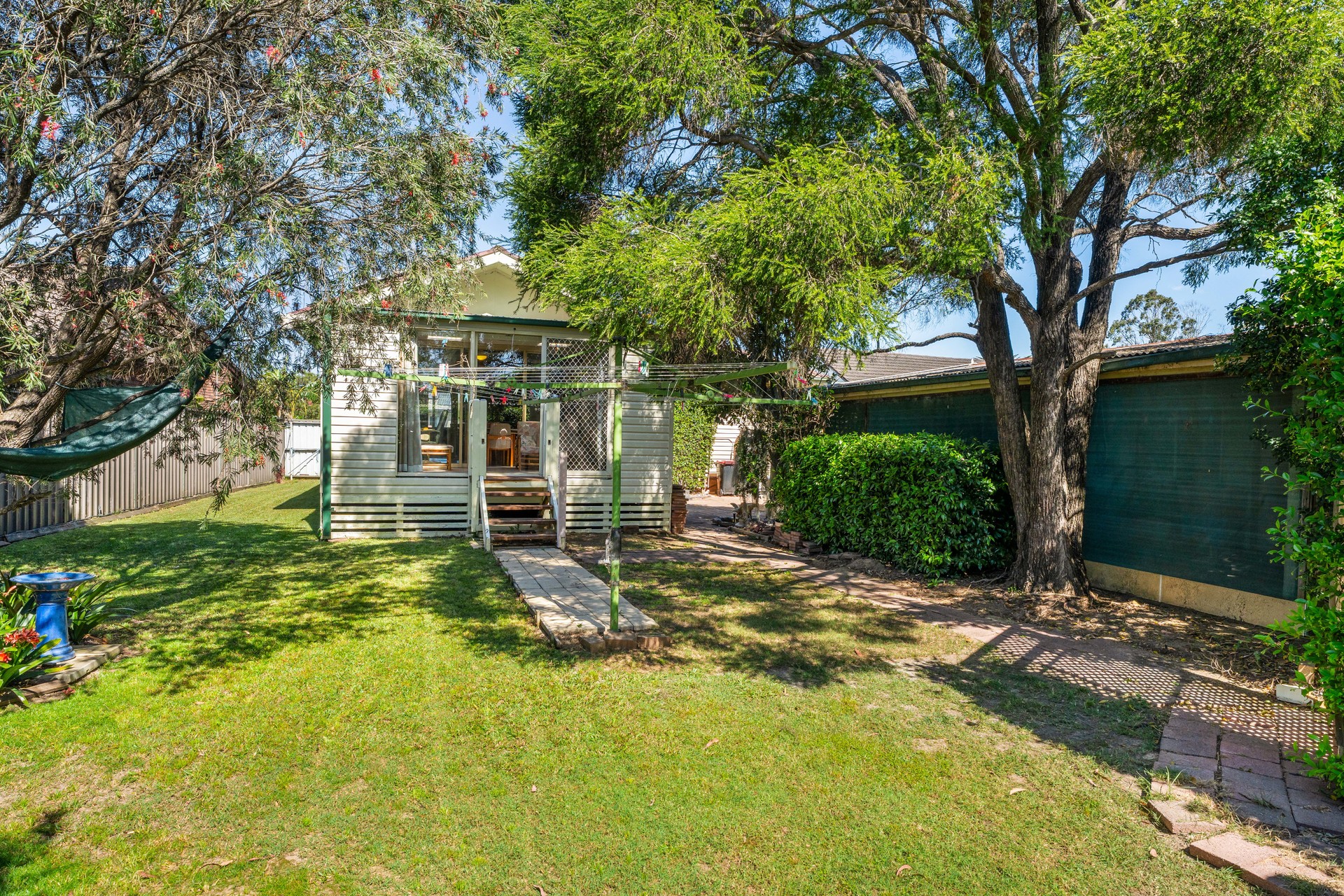 33 Stanwell Crescent Ashcroft NSW 2168 AUS