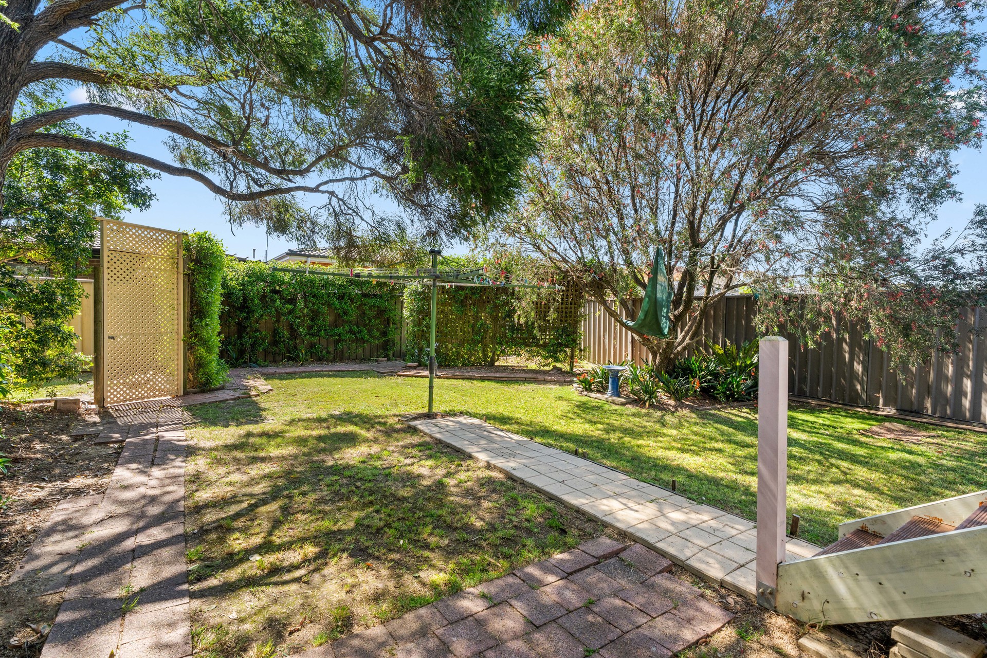 33 Stanwell Crescent Ashcroft NSW 2168 AUS