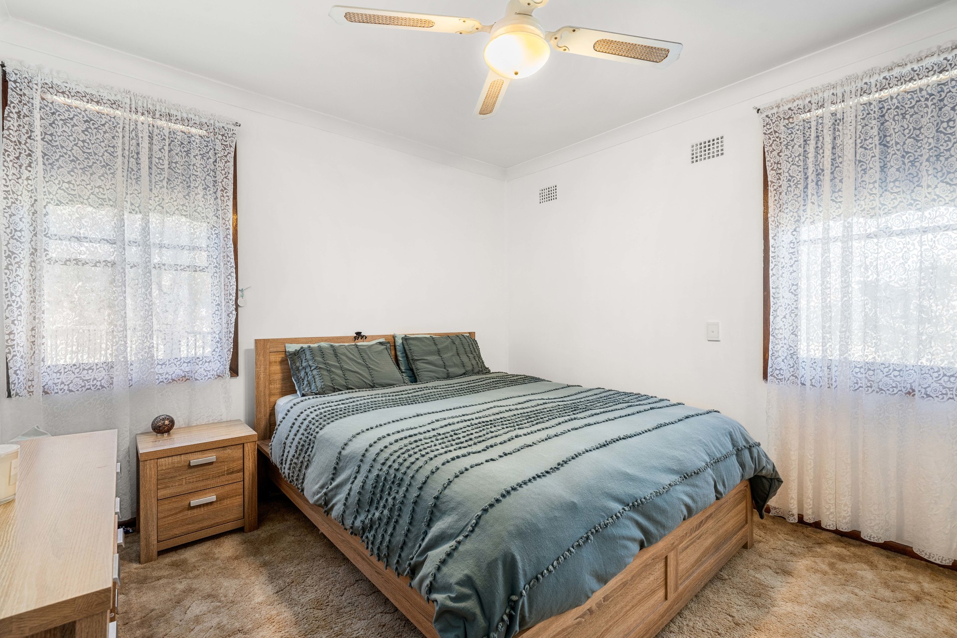 11 Bellbird Place Cartwright NSW 2168 AUS