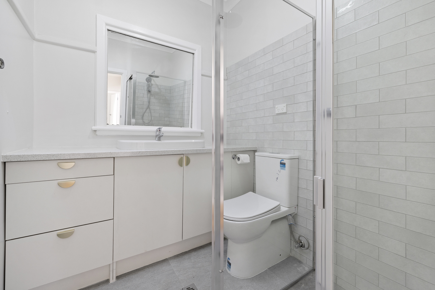 52 Fitzpatrick Crescent Casula NSW 2170 AUS