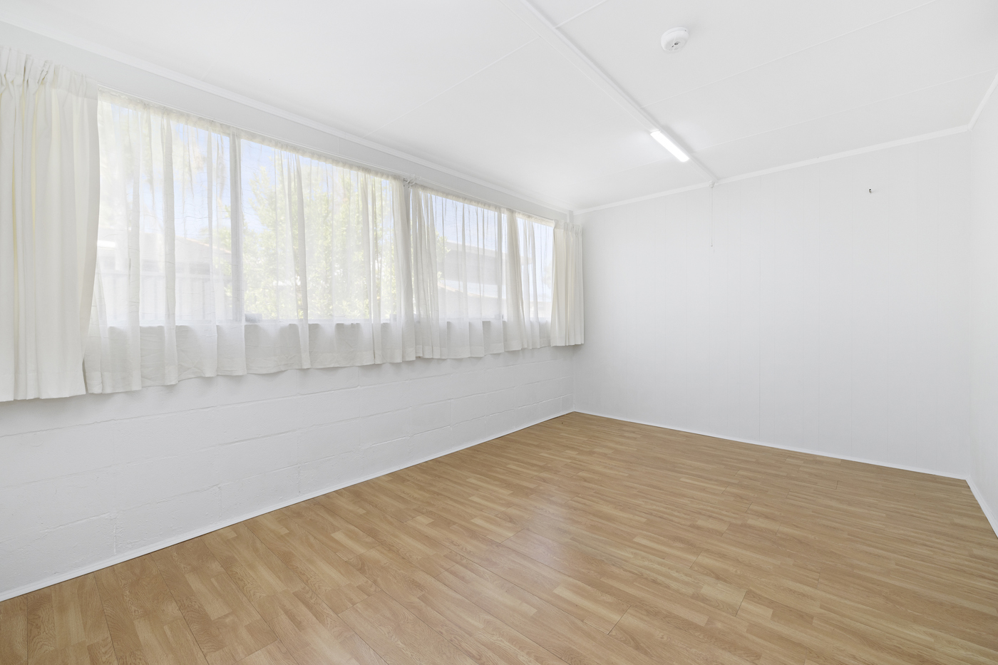 52 Fitzpatrick Crescent Casula NSW 2170 AUS