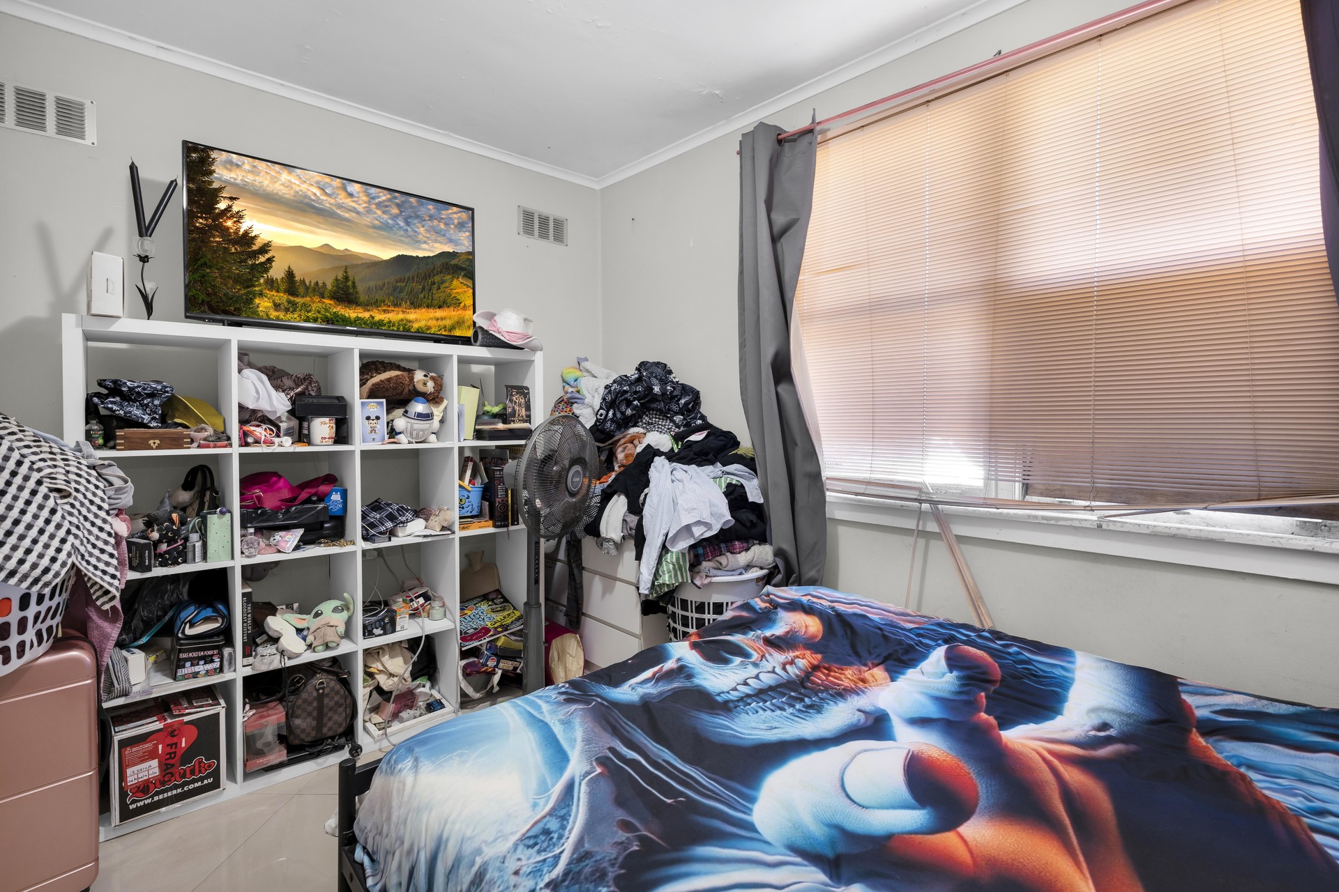 61 Devlin Street Ashcroft NSW 2168 AUS