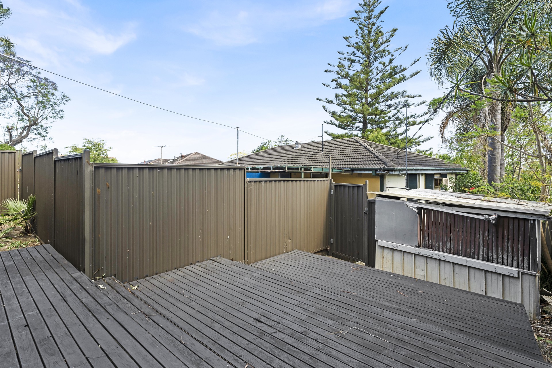 61 Devlin Street Ashcroft NSW 2168 AUS