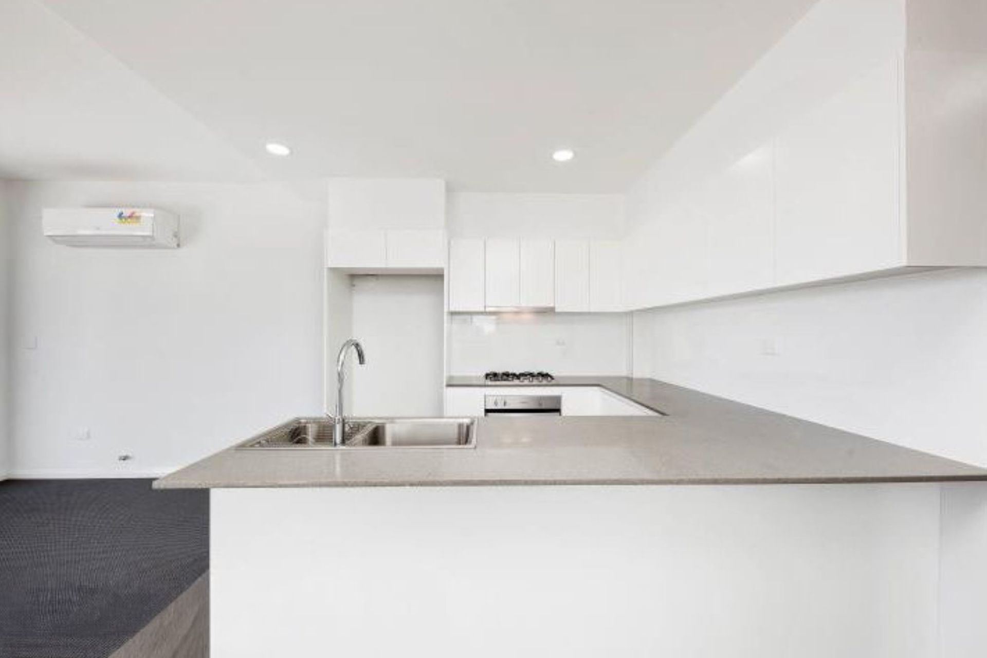 17/83 Campbell Street Liverpool NSW 2170 AUS