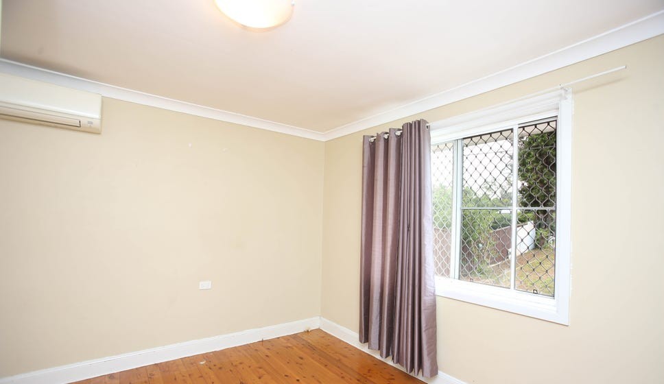 24 Byrne Street Ashcroft NSW 2168 AUS