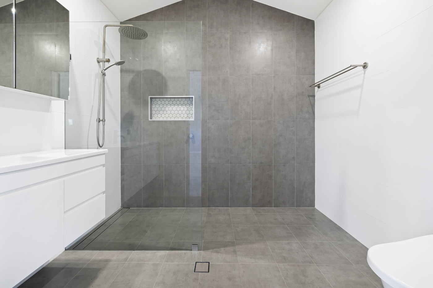 190 The Horsley Drive Fairfield NSW 2165 AUS