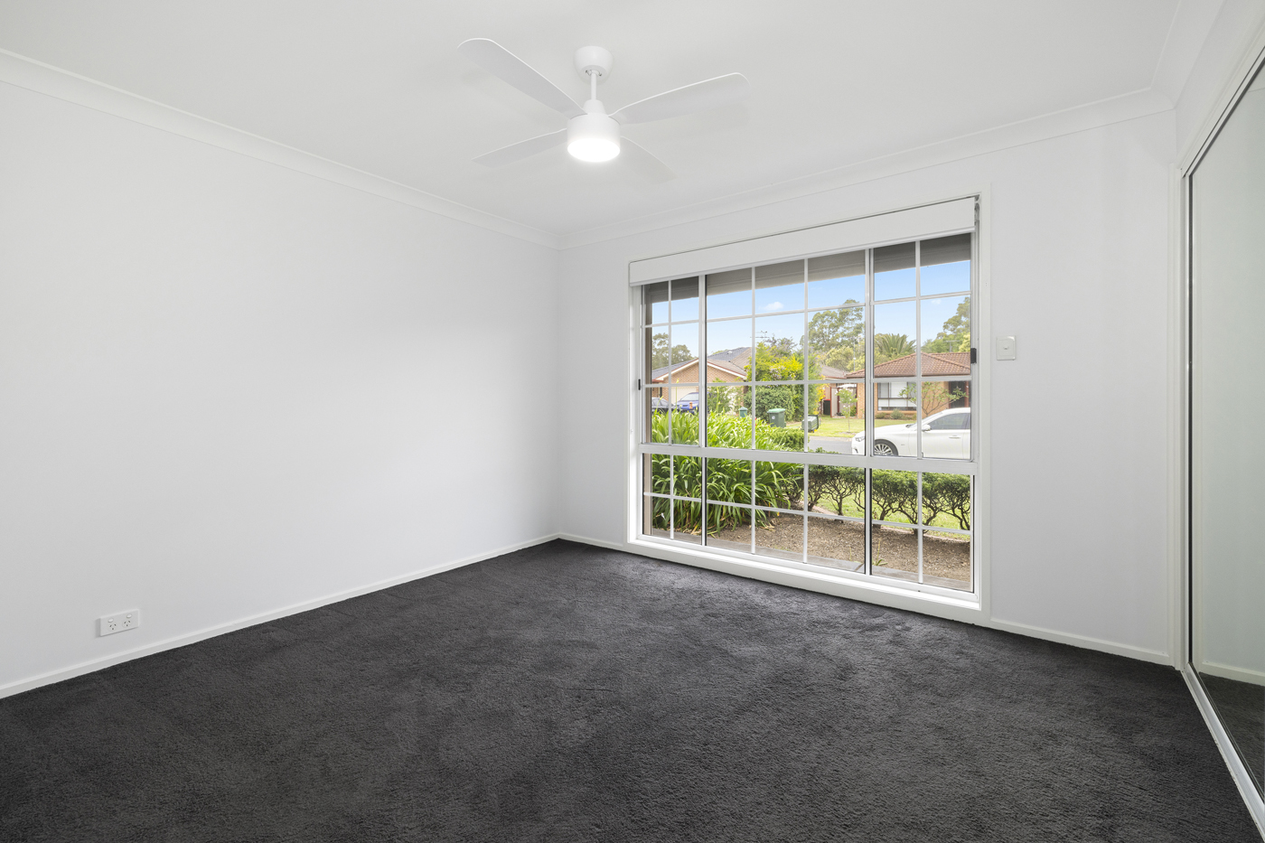 23 Watkins Crescent Currans Hill NSW 2567 AUS