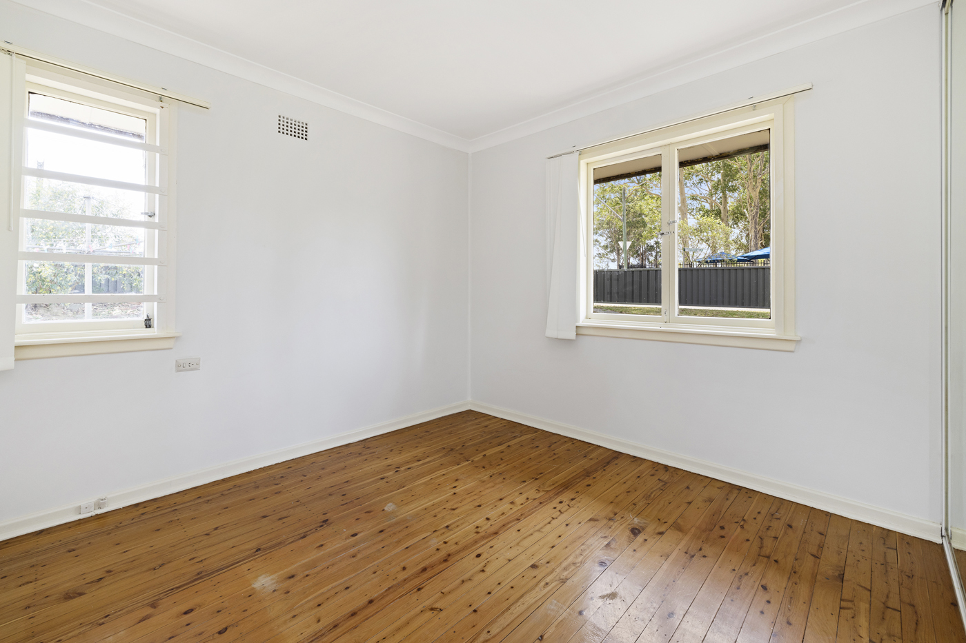 1 Busby Road Busby NSW 2168 AUS