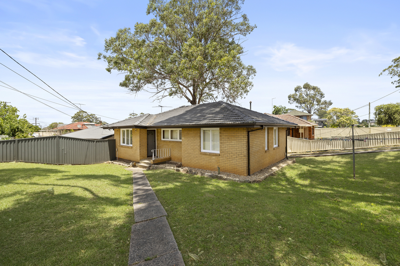 1 Busby Road Busby NSW 2168 AUS