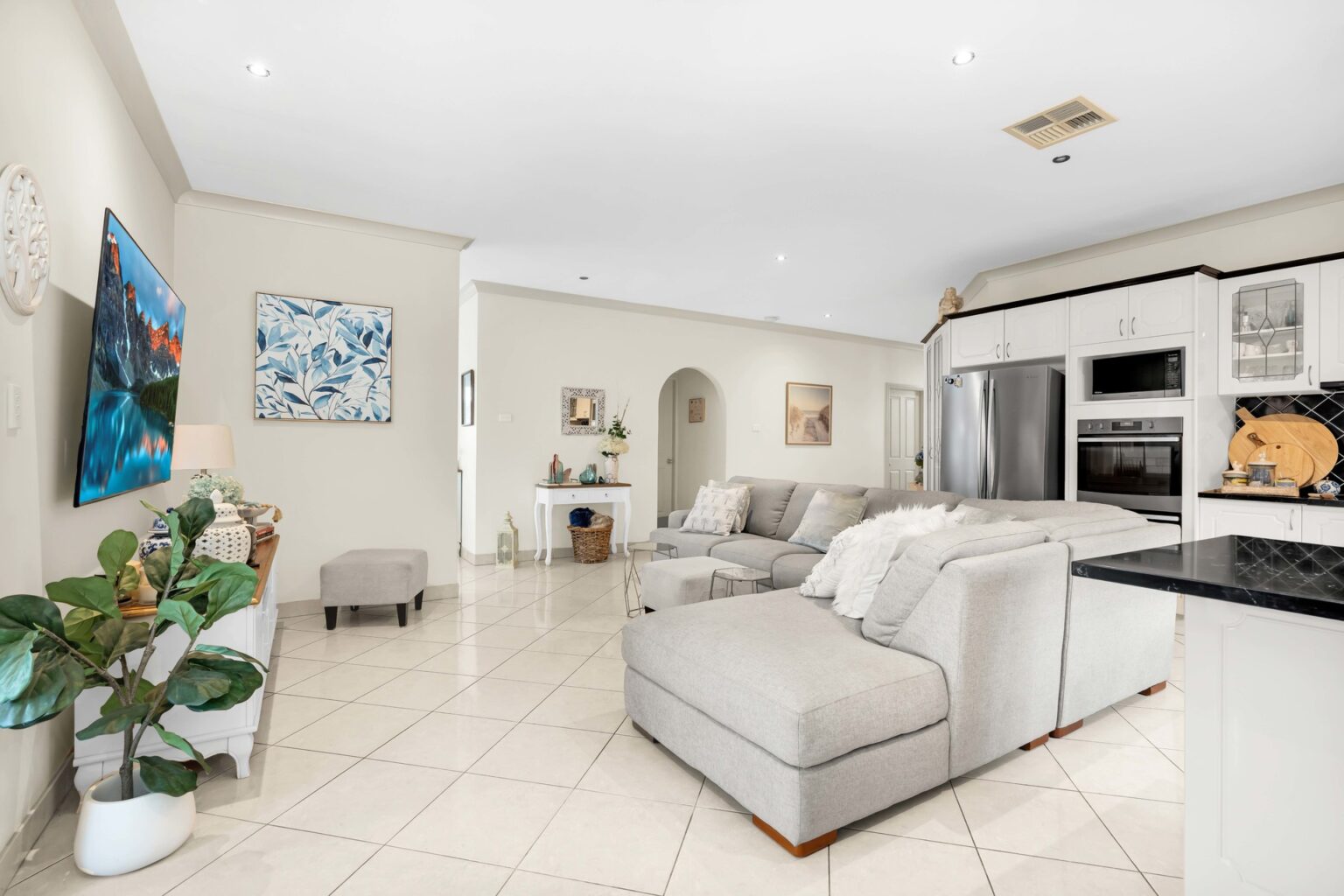 Sold - 75 Mannow Avenue - New Property in West Hoxton - Real Estate by Michael Galluzzo