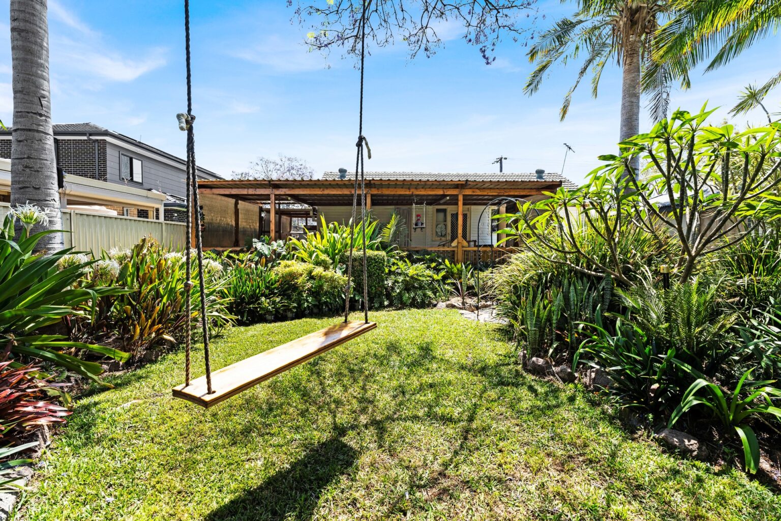 For Rent - 164 Graham Avenue - New Property in Lurnea - Real Estate by Leasing 