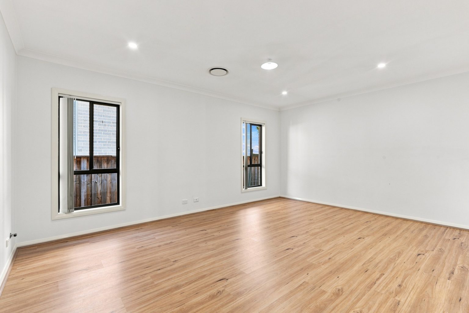 For Sale - 25 Peregrine Street - New Property in Gledswood Hills - Real Estate by Michael Galluzzo