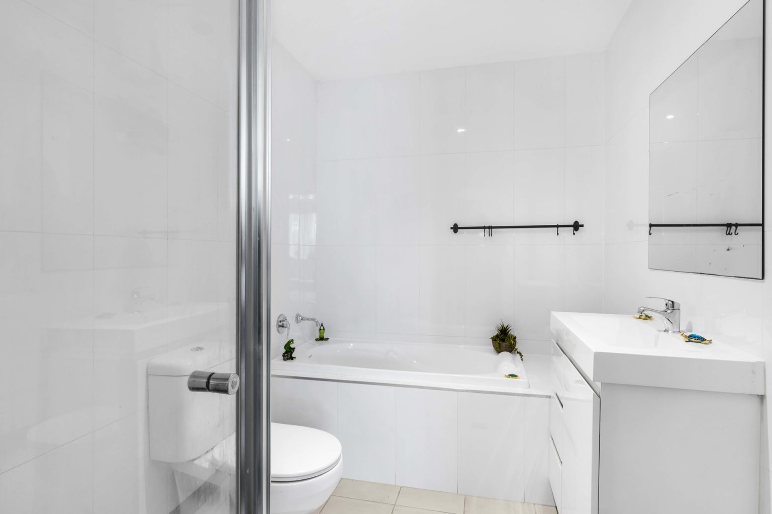 For Rent - 10/93-95 Campbell Street - New Property in Liverpool - Real Estate by Leasing 