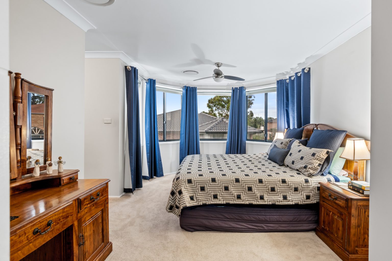For Sale - 3 Wattlebird Crescent - New Property in Glenmore Park - Real Estate by Michael Galluzzo