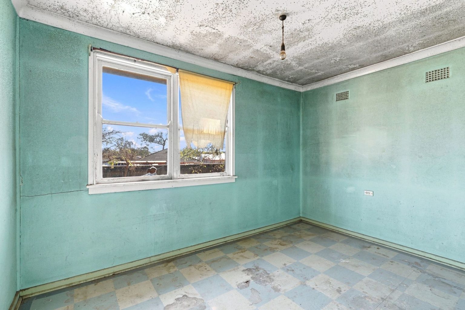 Auction - 23 Karoola Street - New Property in Busby - Real Estate by Michael Galluzzo