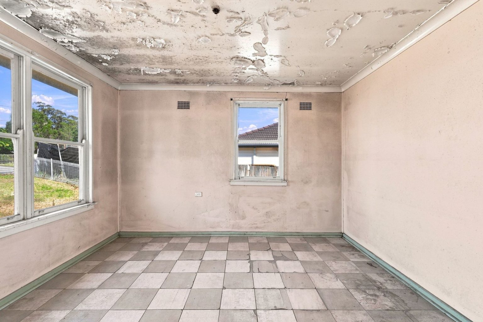 Auction - 23 Karoola Street - New Property in Busby - Real Estate by Michael Galluzzo