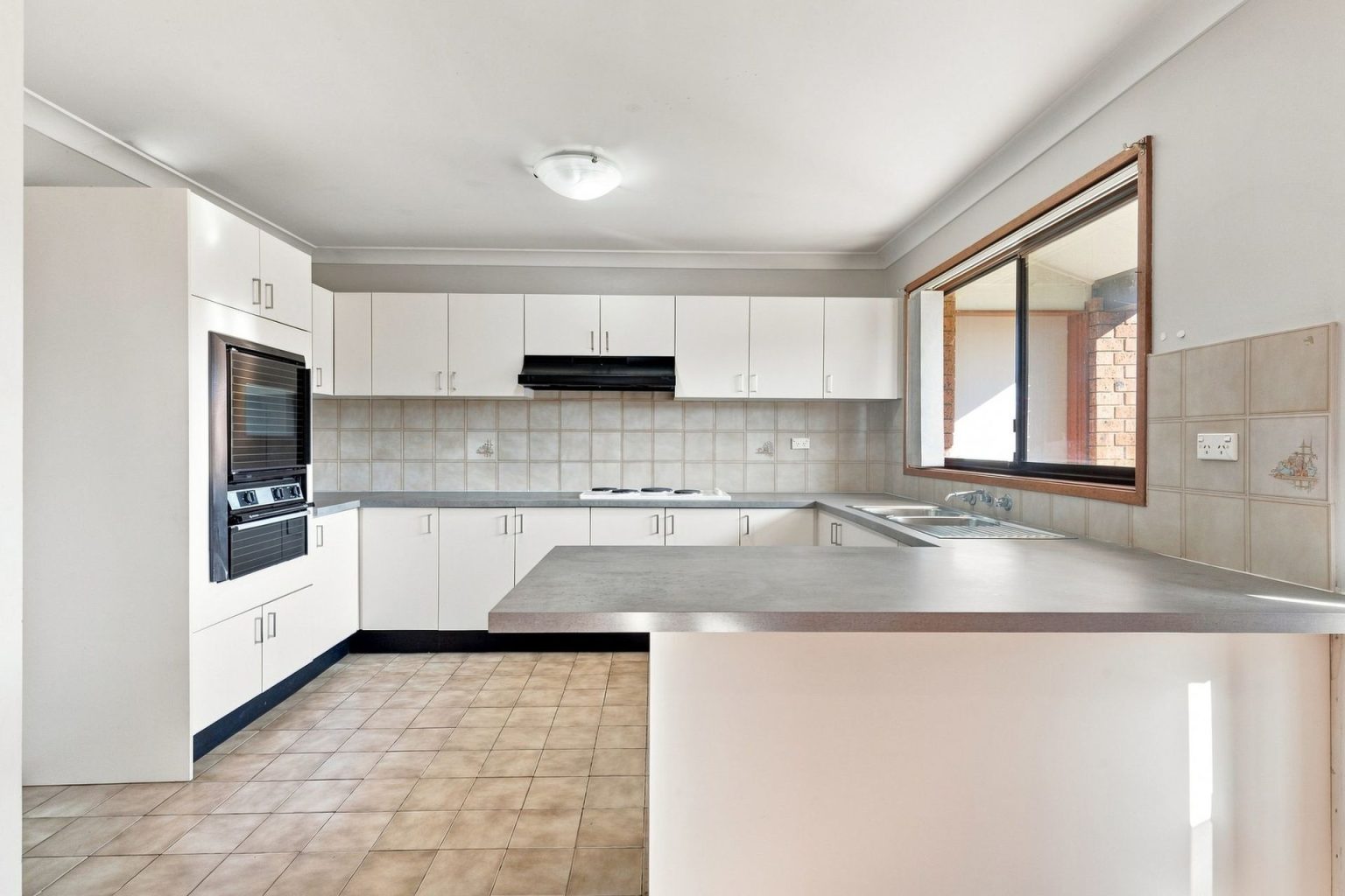 For Sale - 4/25 Goodenough Street - New Property in Glenfield - Real Estate by Michael Galluzzo