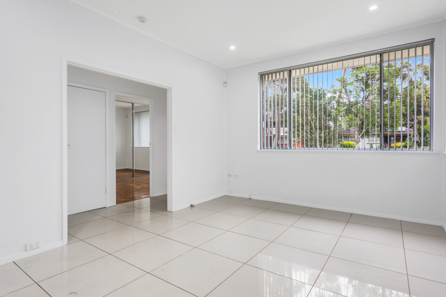 For Rent - 21 Weir Crescent - New Property in Lurnea - Real Estate by Leasing 