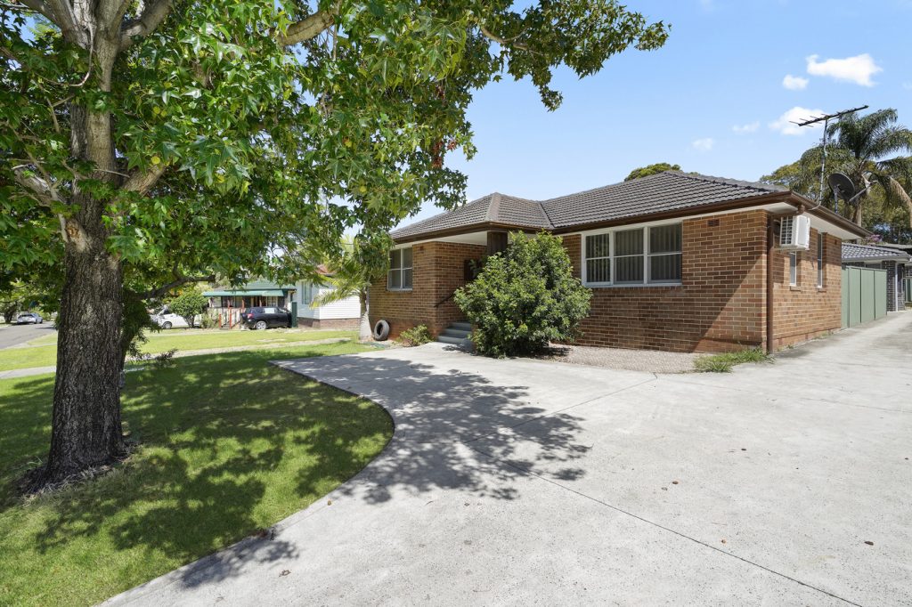 15 Corriedale Street, Miller