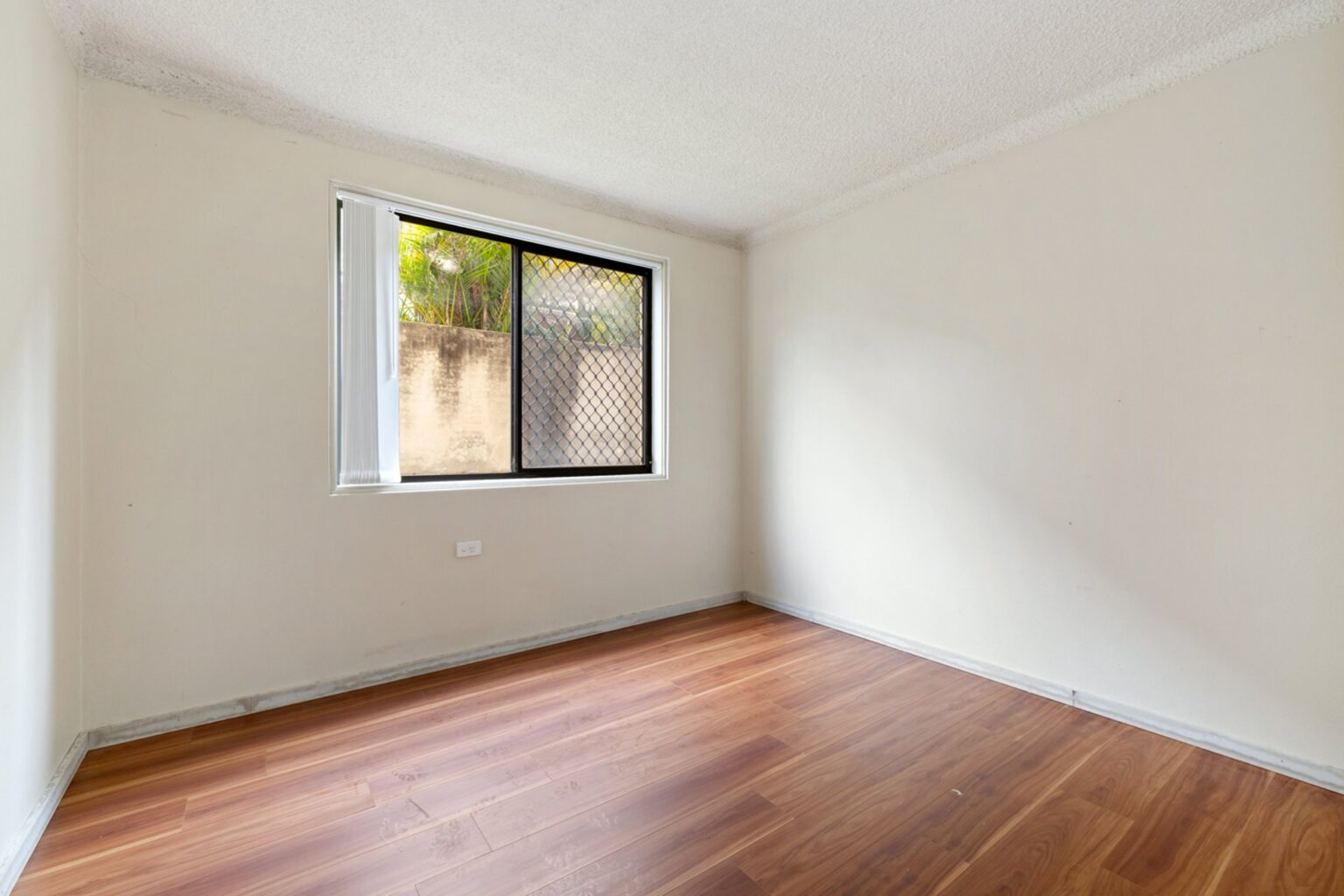 For Rent - 2/103 Castlereagh Street - New Property in Liverpool - Real Estate by Leasing 